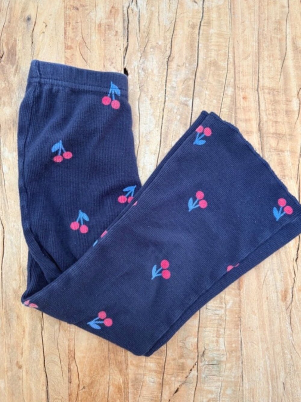 Cherry Flare Leggings
